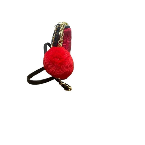 Betsey Johnson XOXO Quilted Crossbody - Picture 4 of 7